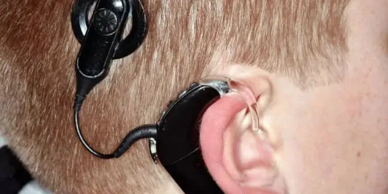 Cấy Điện Cực Ốc Tai