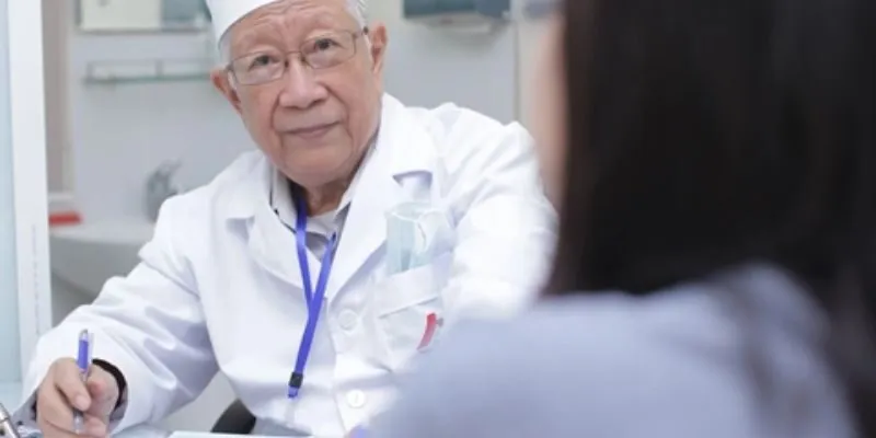 khám sức khỏe miễn phí nhân dịp năm mới