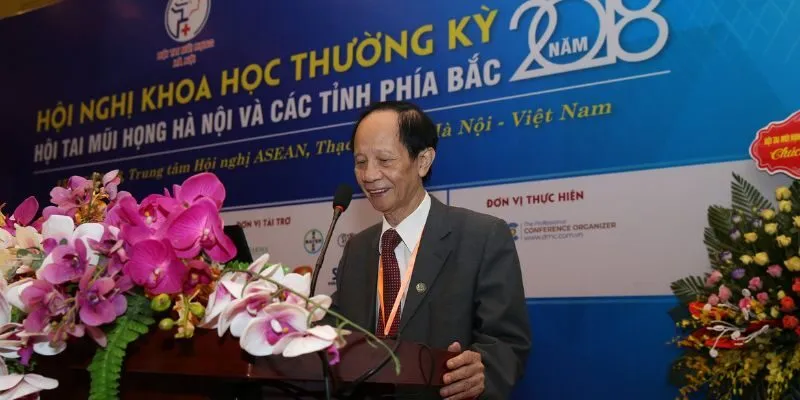 PGS.TS Nguyễn Hoàng Sơn 